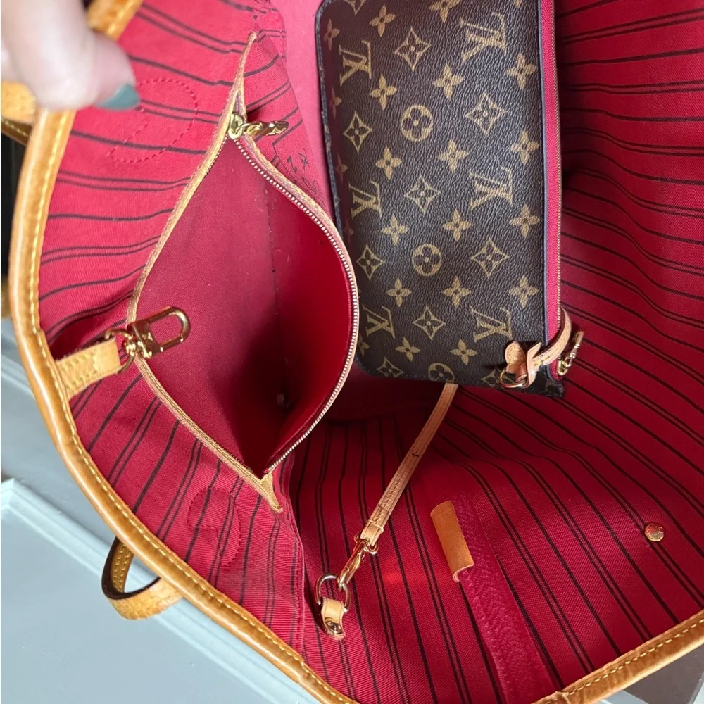 Authentic Louis Vuitton Neverfull MM - Picture 14 of 14